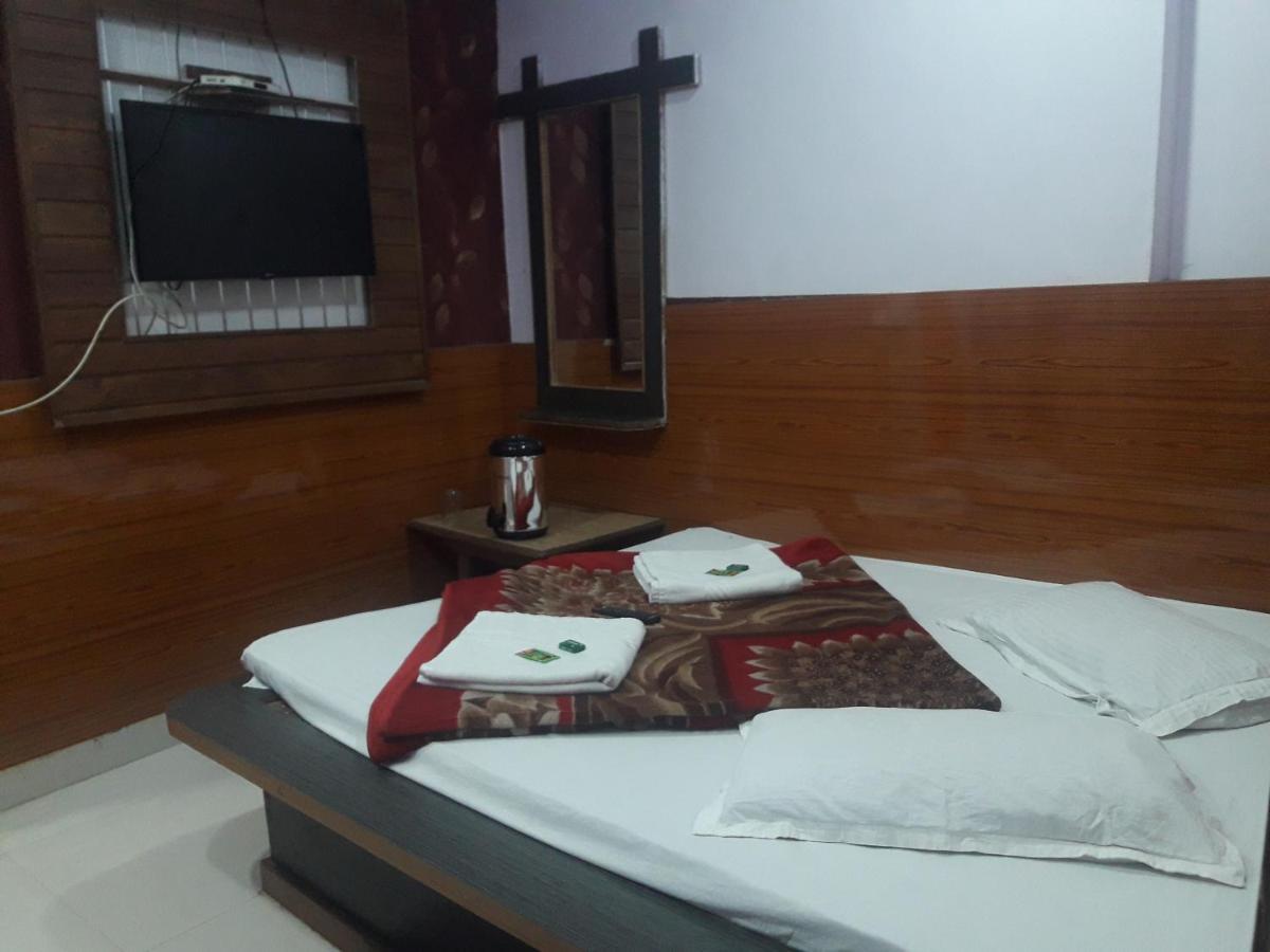 Hotel Rajvihar Pachmarhi Ngoại thất bức ảnh