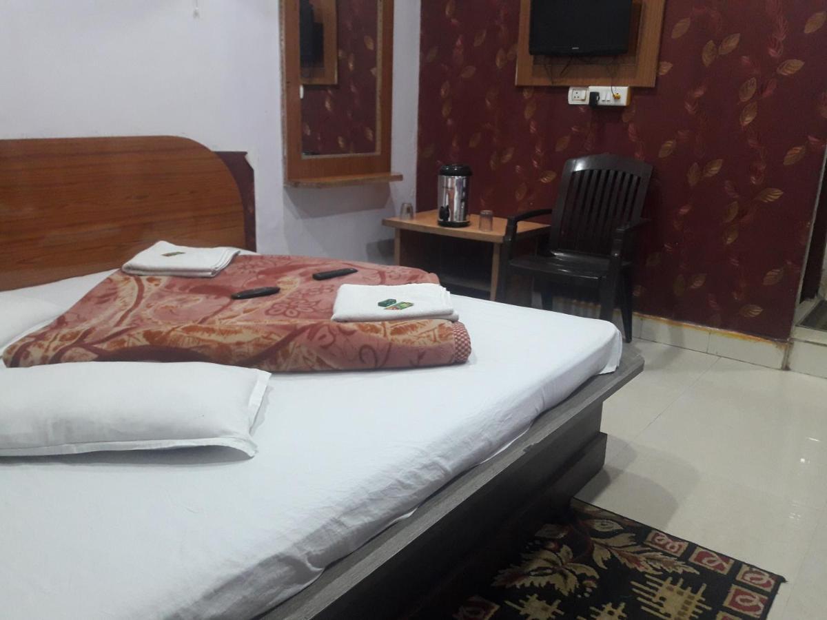 Hotel Rajvihar Pachmarhi Ngoại thất bức ảnh