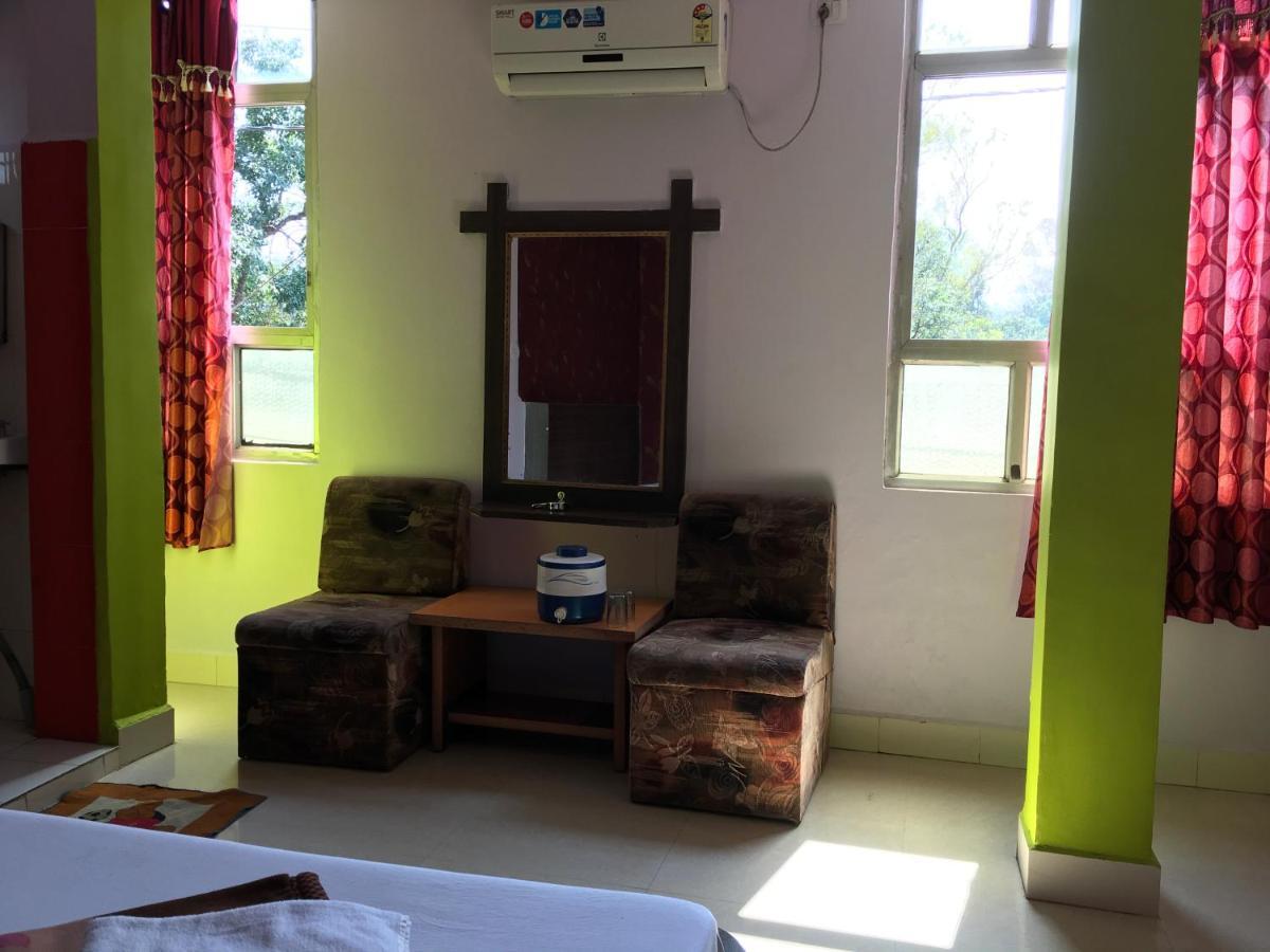 Hotel Rajvihar Pachmarhi Ngoại thất bức ảnh